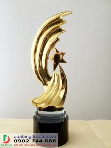 Cúp nghệ thuật 07
